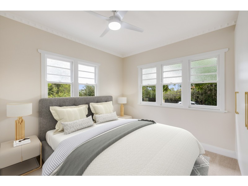 6 Loye Street, North Toowoomba QLD 4350