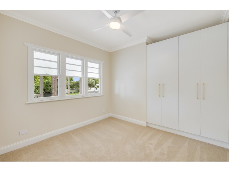 6 Loye Street, North Toowoomba QLD 4350