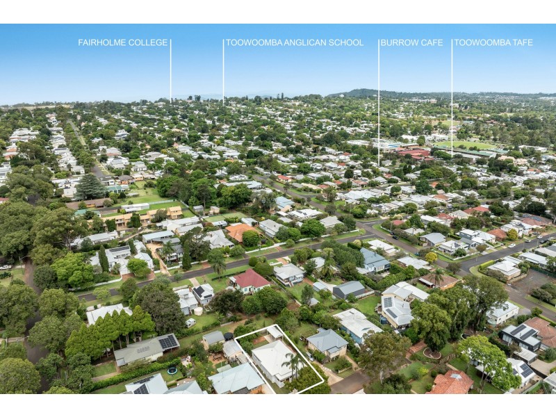 6 Loye Street, North Toowoomba QLD 4350