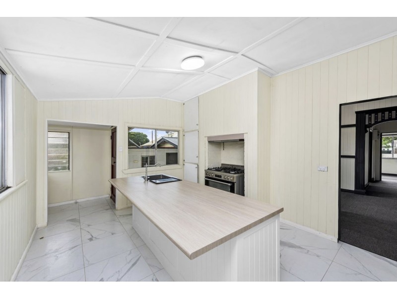 171 Holberton Street, Newtown QLD 4350