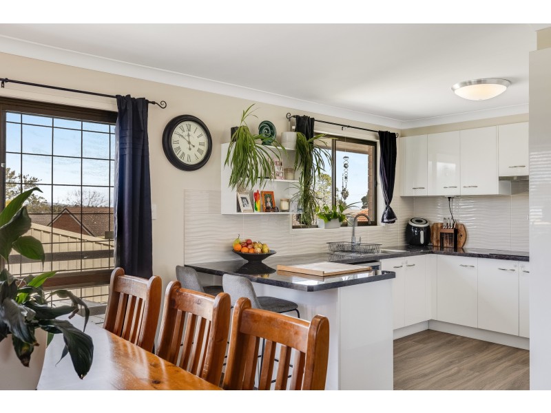 24 Edzill Street, Wilsonton Heights QLD 4350