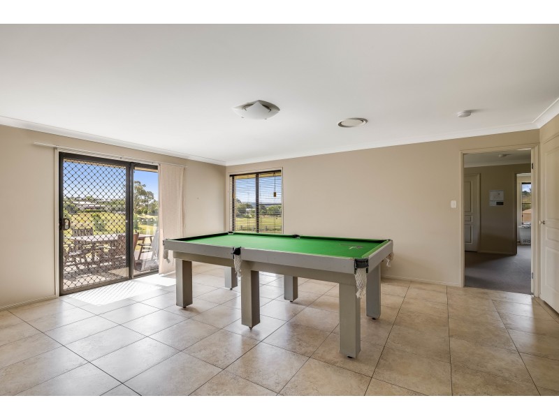 12 Roderick Street, Cotswold Hills QLD 4350