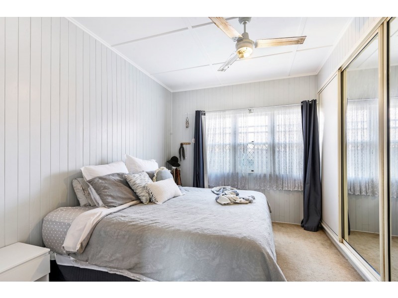 35 Tomkinson Street, Wilsonton QLD 4350