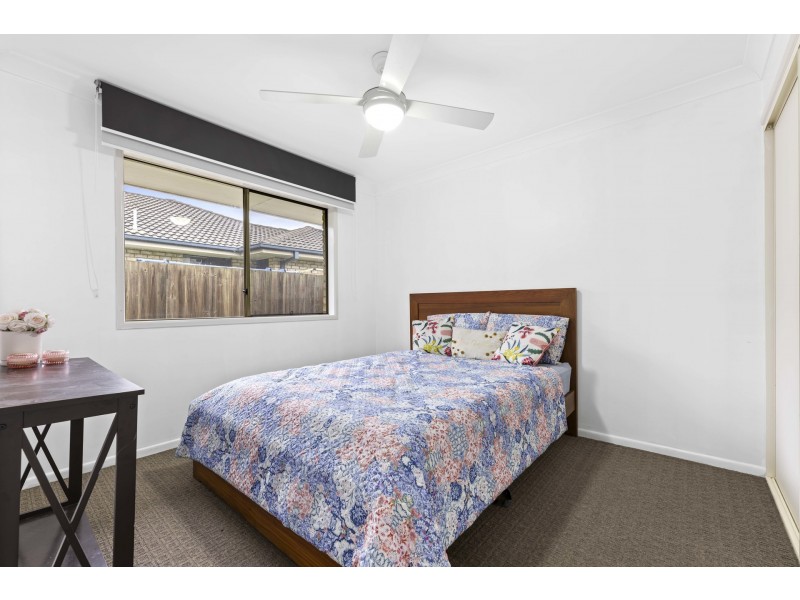 8 Bulloo Street, Glenvale QLD 4350