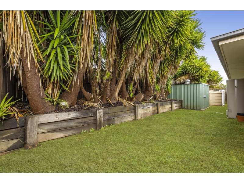 8 Bulloo Street, Glenvale QLD 4350