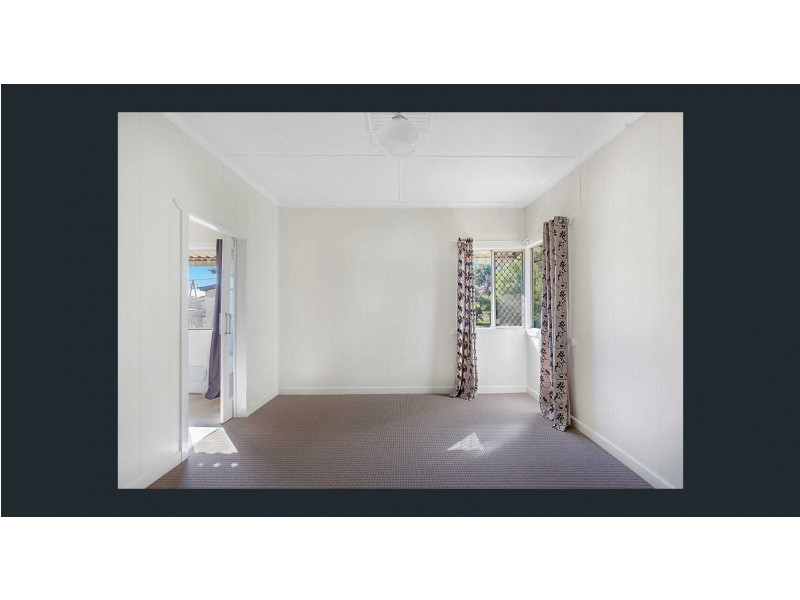 11 Hagan Street, North Toowoomba QLD 4350