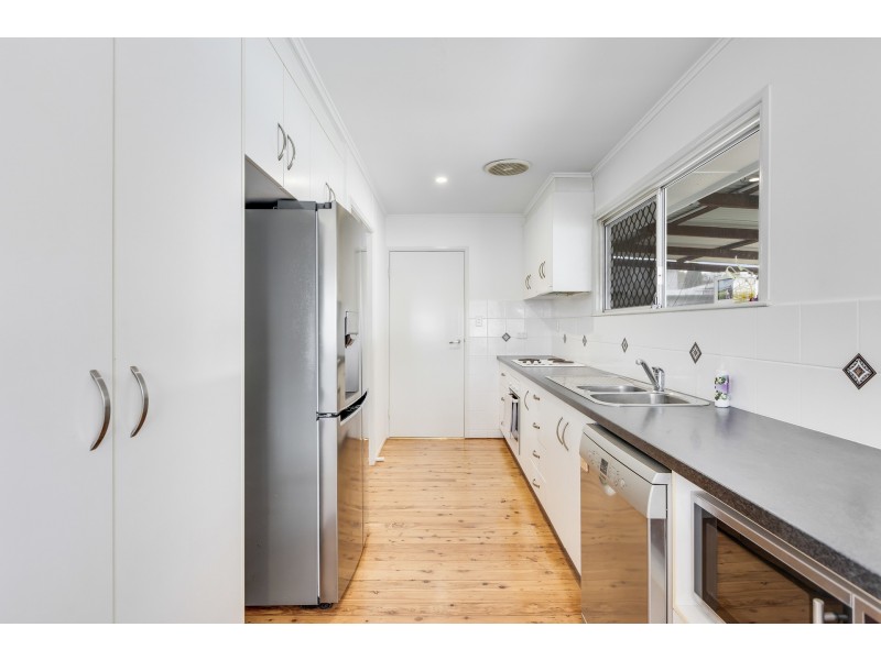 25 Cathro Street, Rockville QLD 4350