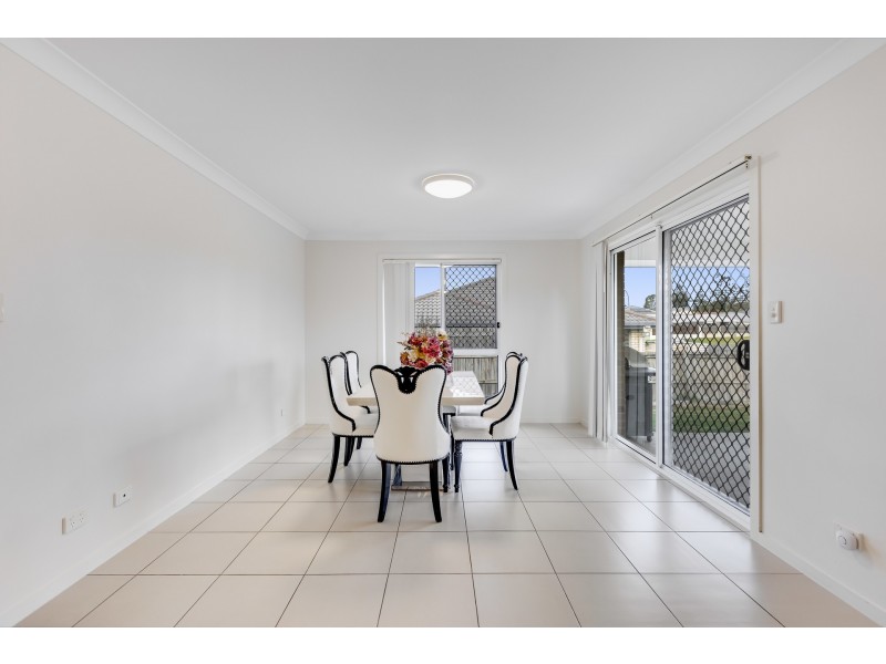 1a Sweeney Street, Kearneys Spring QLD 4350