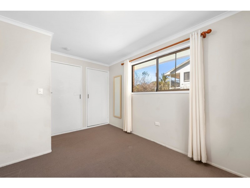 4/4a Cathro Street, Rockville QLD 4350