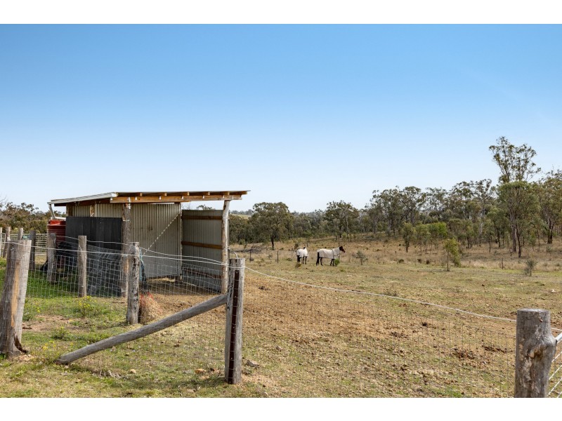 925 Mountain Maid Road, Greymare QLD 4370