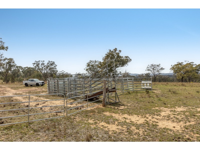 925 Mountain Maid Road, Greymare QLD 4370