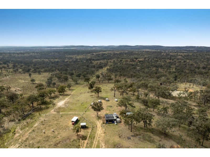 925 Mountain Maid Road, Greymare QLD 4370