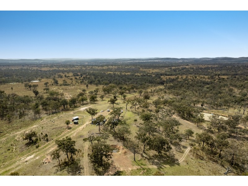 925 Mountain Maid Road, Greymare QLD 4370