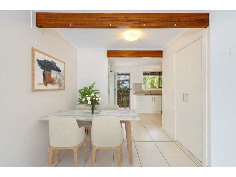 30/2 Benjamin Street, Mount Lofty QLD 4350