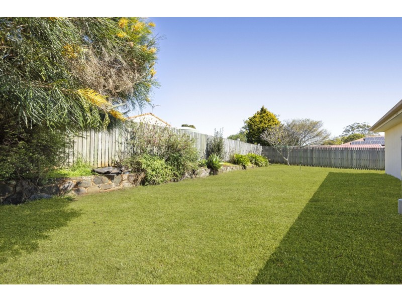 26 Sweetapple Crescent, Centenary Heights QLD 4350