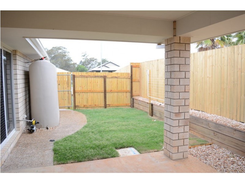 1/3 Macrossan Street, Cranley QLD 4350