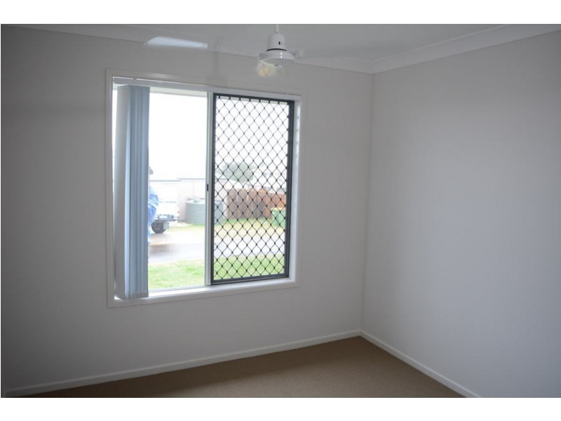 1/3 Macrossan Street, Cranley QLD 4350