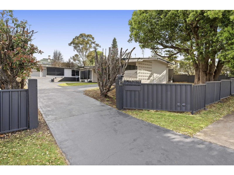 2/172 Jellicoe Street, Newtown QLD 4350