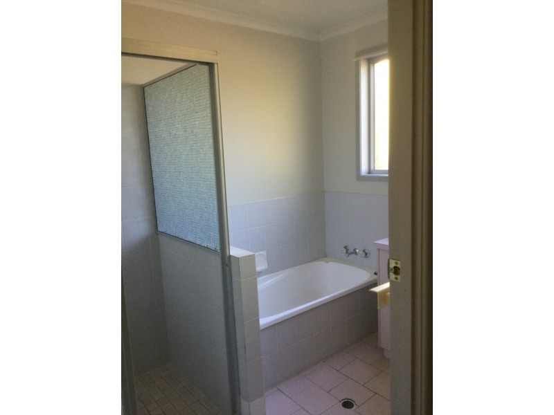 1/80 Wine Drive, Wilsonton QLD 4350