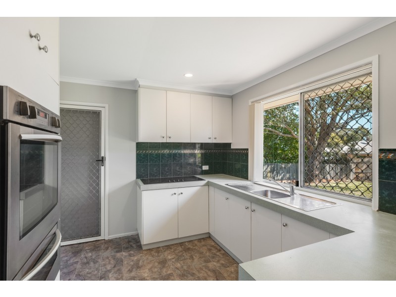 31 Redwood Street, Newtown QLD 4350