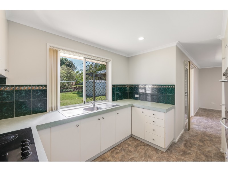 31 Redwood Street, Newtown QLD 4350