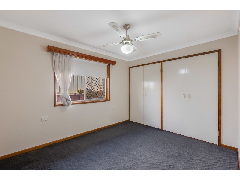 2/5 Quinlan Court, Darling Heights QLD 4350