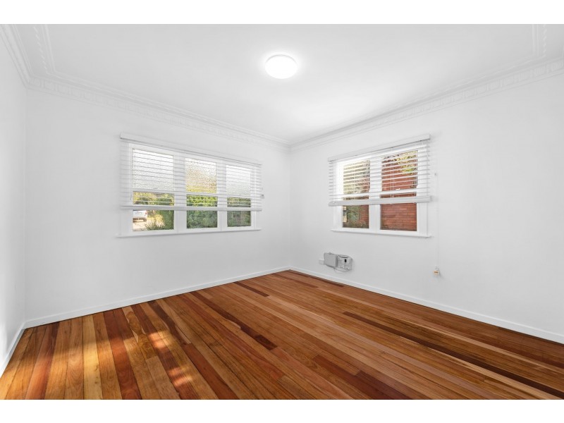 7 Norah Street, Centenary Heights QLD 4350