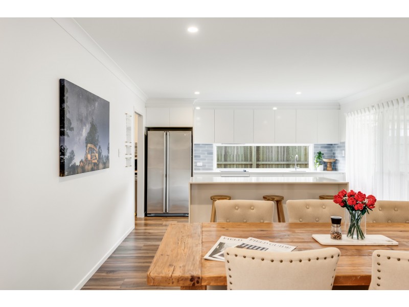 38 O’Neill Circuit, Kearneys Spring QLD 4350