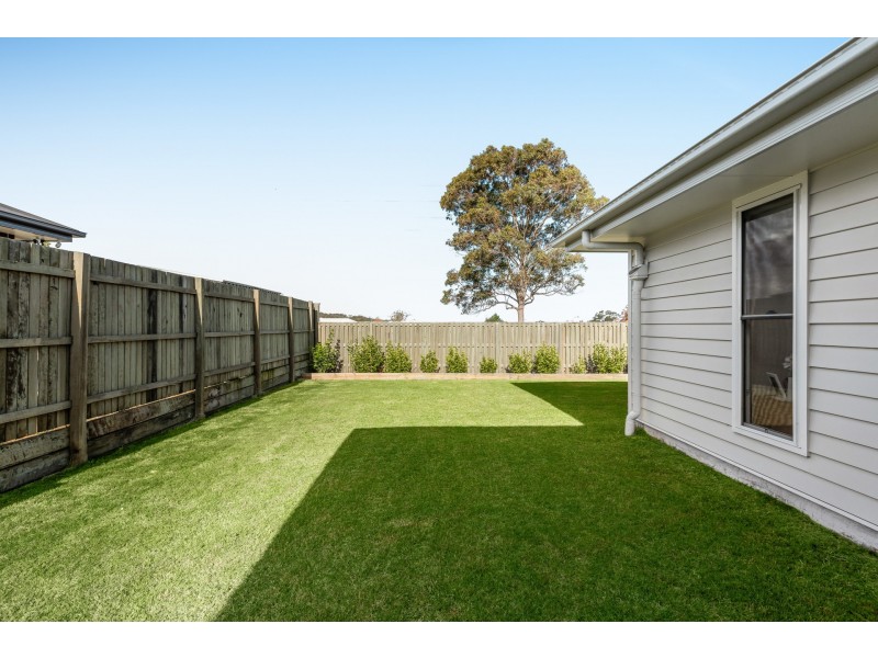 38 O’Neill Circuit, Kearneys Spring QLD 4350