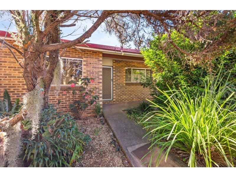 8/5 Godfrey Street, East Toowoomba QLD 4350