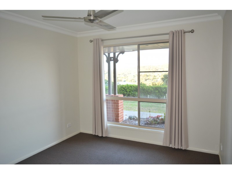 7 Wodalla Court, Hodgson Vale QLD 4352