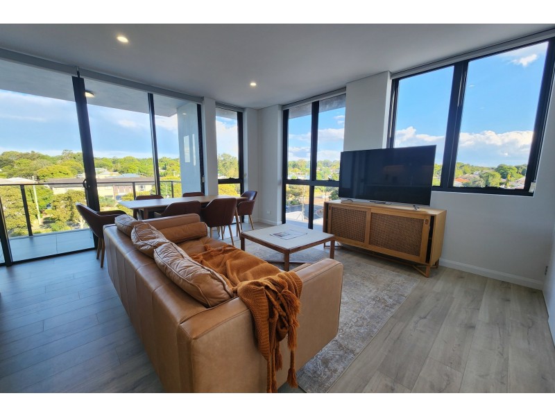 502/677 Ruthven Street, South Toowoomba QLD 4350