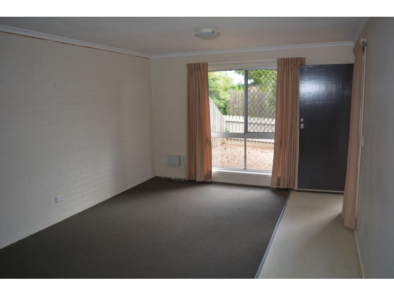 5/6 O’Brien Street, Harlaxton QLD 4350