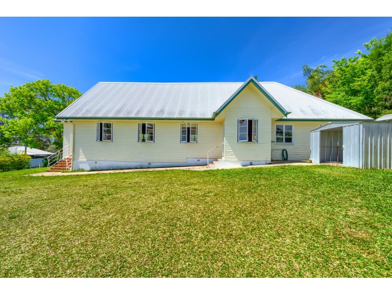 123 Memorial Drive, Eumundi QLD 4562