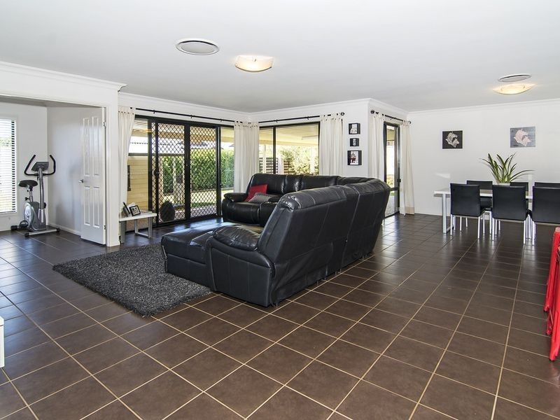 1 Garvan Court, Highfields QLD 4352