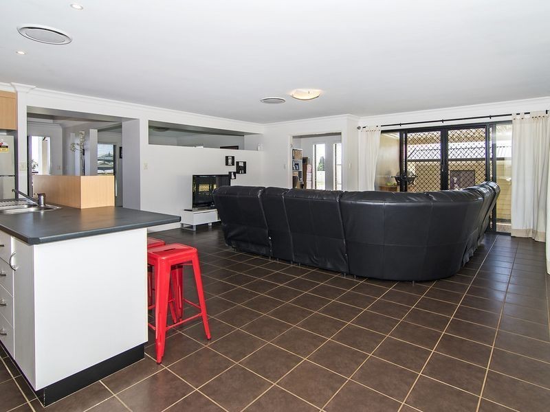 1 Garvan Court, Highfields QLD 4352