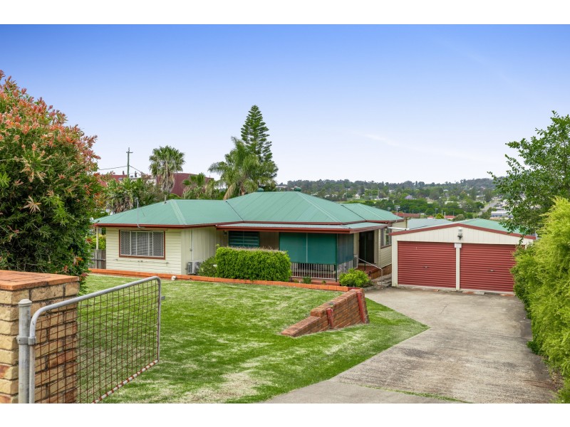 88 Vanity Street, Rockville QLD 4350