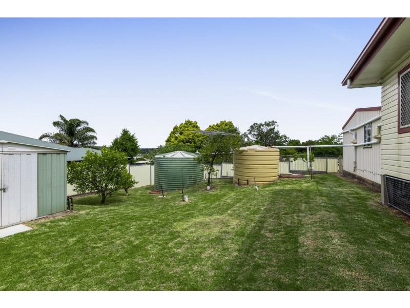 88 Vanity Street, Rockville QLD 4350