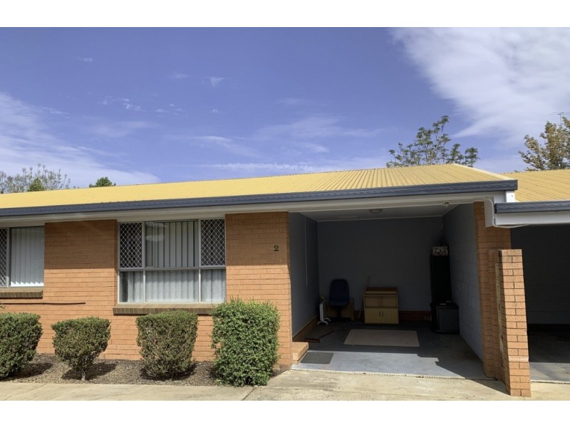 2/226 Long Street, South Toowoomba QLD 4350