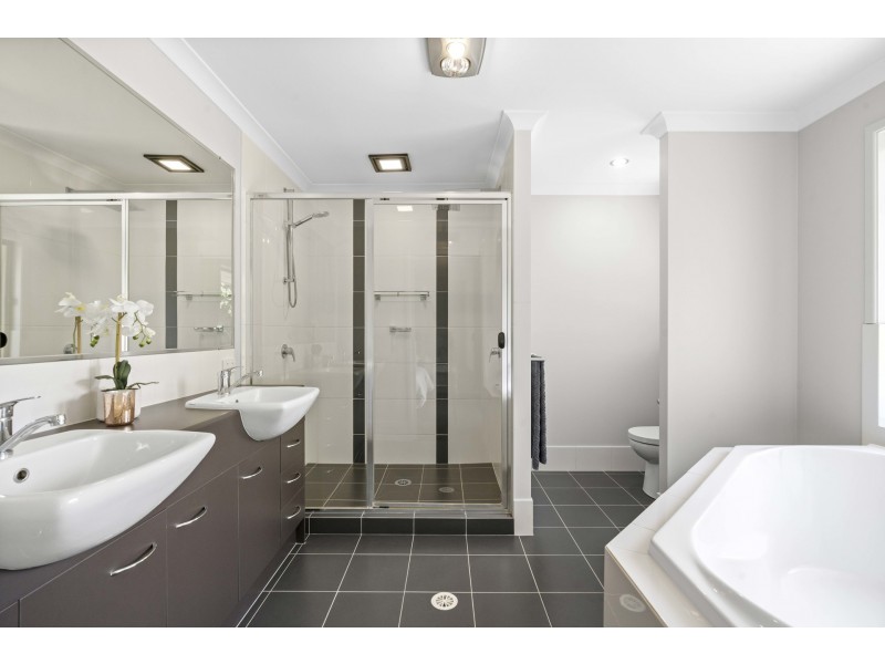 7 Eagle Street, Highfields QLD 4352