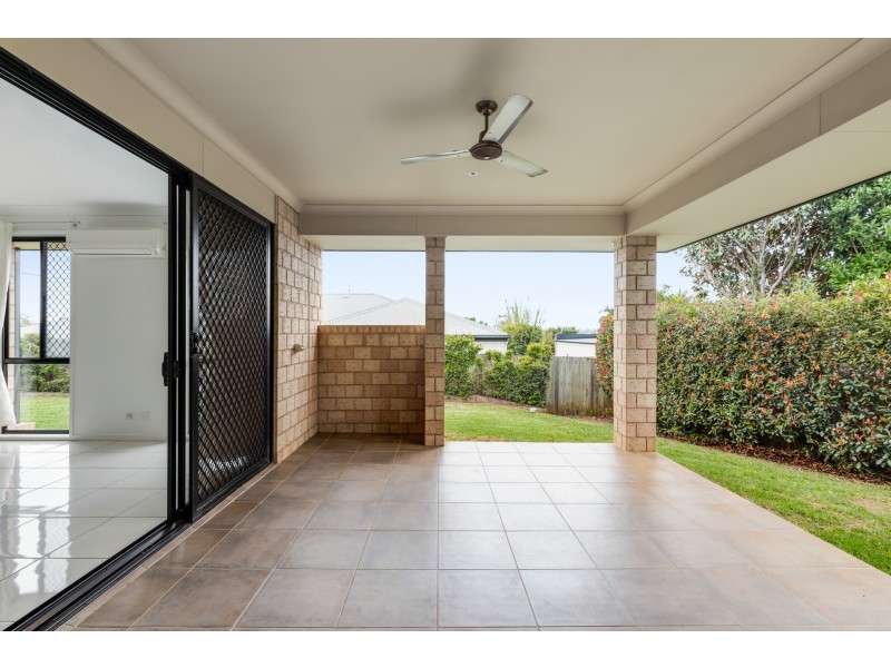 414 MacKenzie Street, Middle Ridge QLD 4350