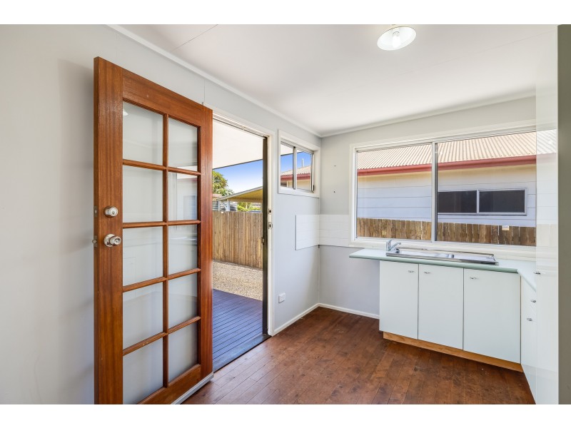 21 Ethel Street, Newtown QLD 4350