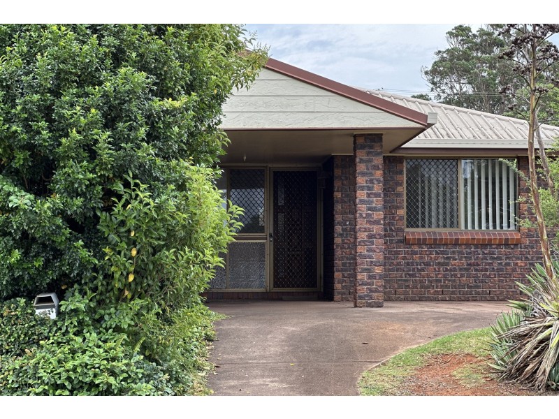 1/13 Sapphire Court, Kearneys Spring QLD 4350