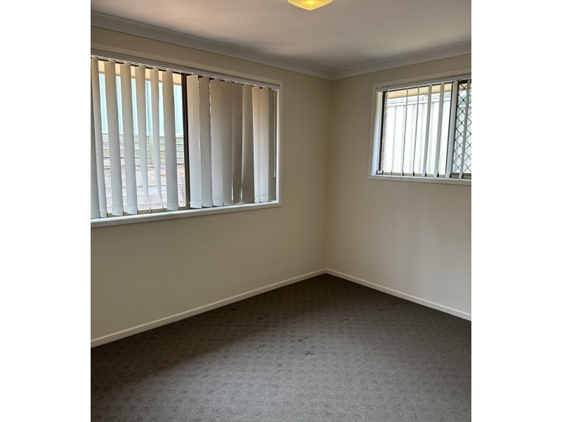 1/13 Sapphire Court, Kearneys Spring QLD 4350