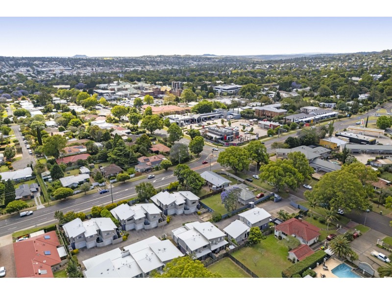 15/4B Herries Street, East Toowoomba QLD 4350