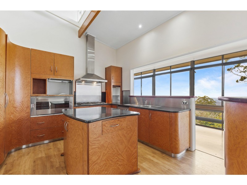 13 Murphys Creek Road, Blue Mountain Heights QLD 4350