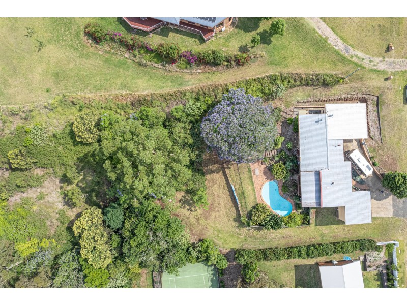 13 Murphys Creek Road, Blue Mountain Heights QLD 4350
