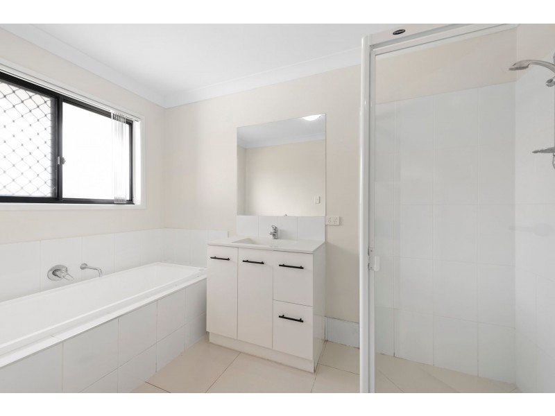 25 Cashmore Street, Wyreema QLD 4352