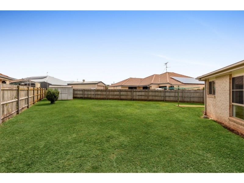 4 Audrey Court, Middle Ridge QLD 4350