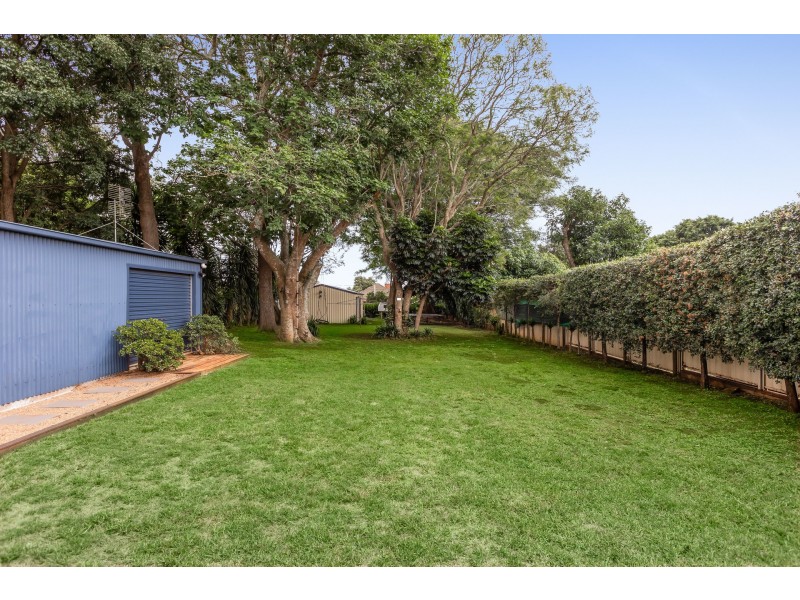 19 David Street, Rockville QLD 4350